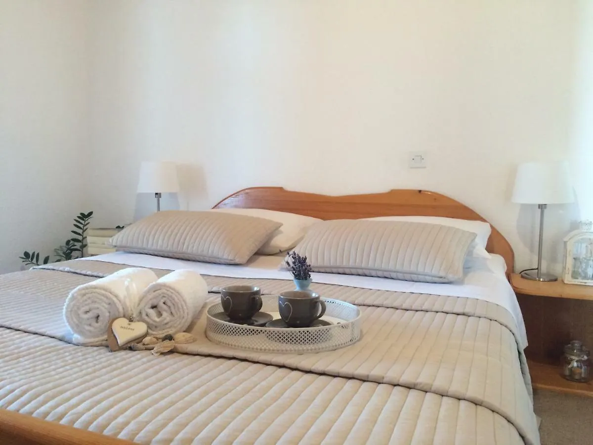 Pensión Apartments Villa Jusup Starigrad Paklenica